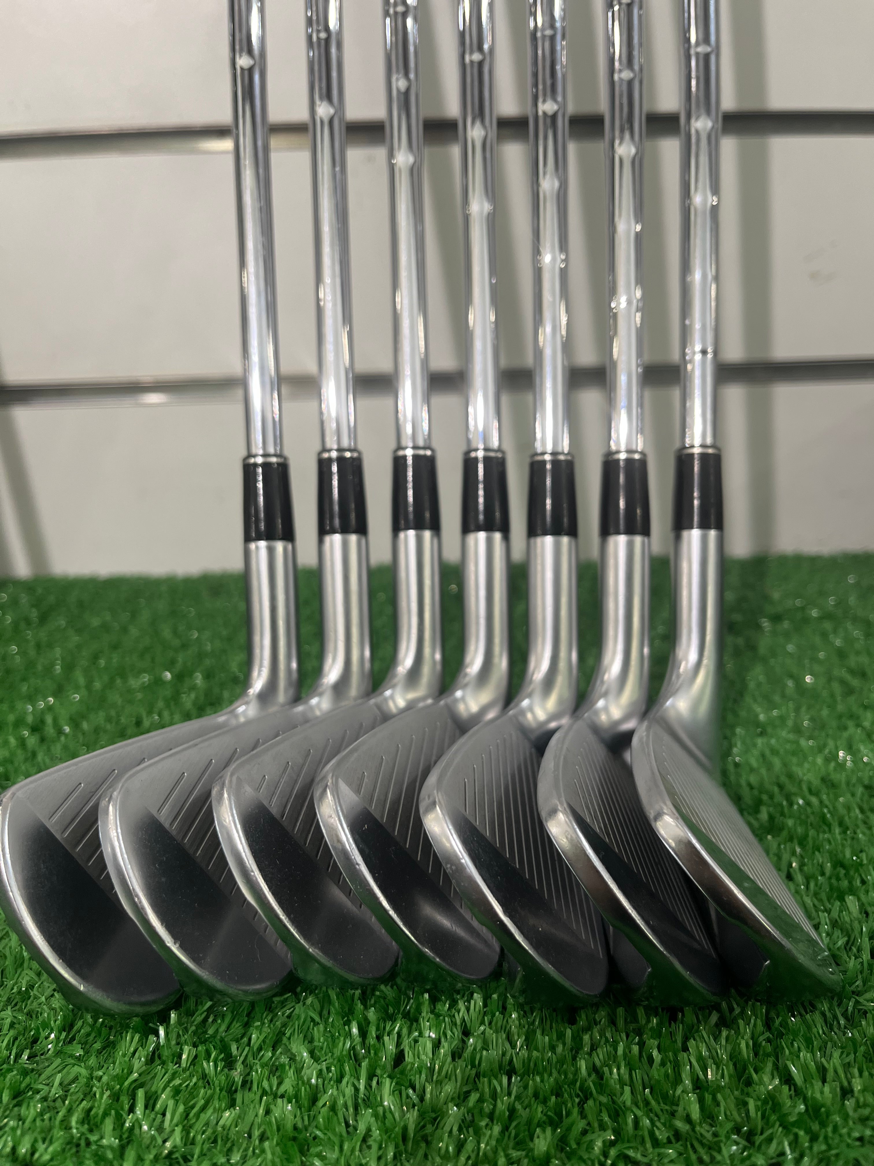 Srixon Z Forged Ex-Demo Irons - Steel Shaft X Stiff Flex