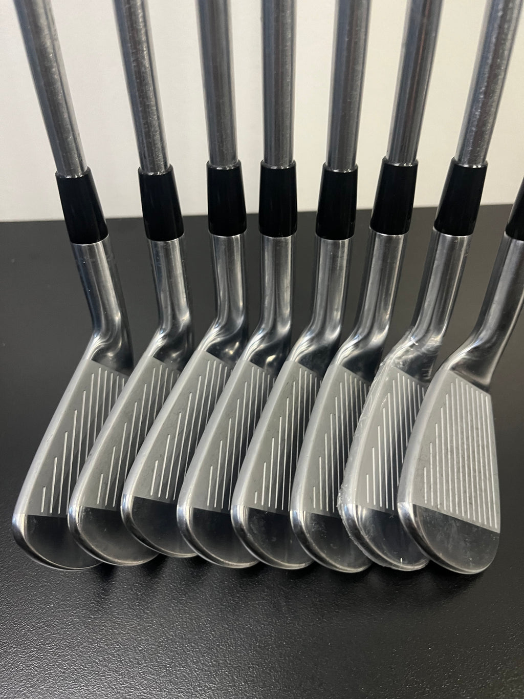 Mizuno 221 Blade Irons 3-P (Ex-Demo)